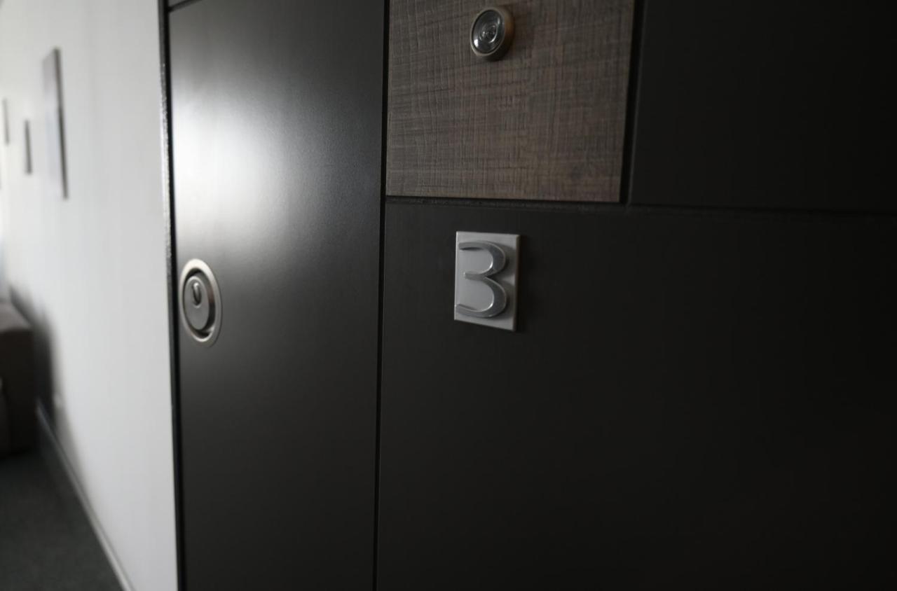 Luana Airport Apartments #3 Otopeni Εξωτερικό φωτογραφία