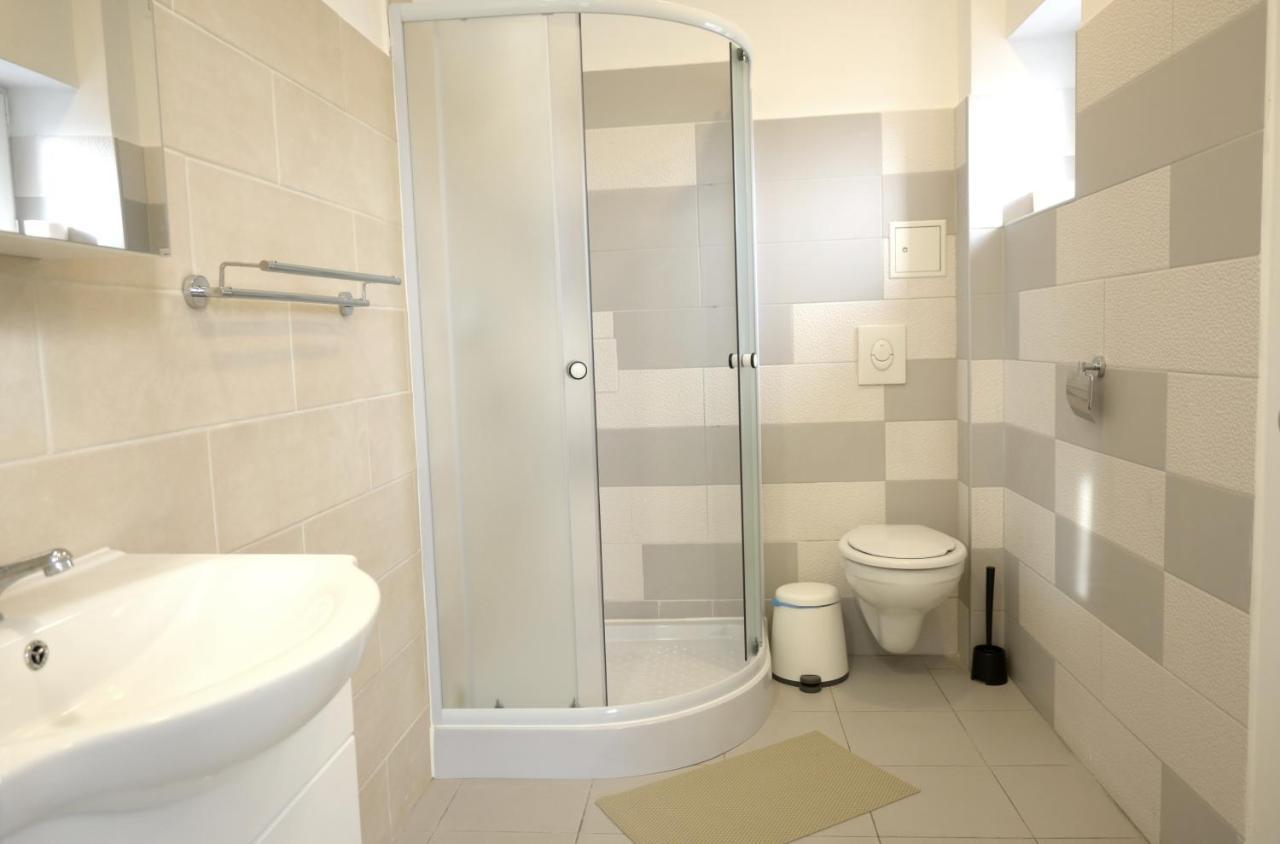 Luana Airport Apartments #3 Otopeni Εξωτερικό φωτογραφία